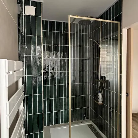 Le Petit Baudelaire アパート *