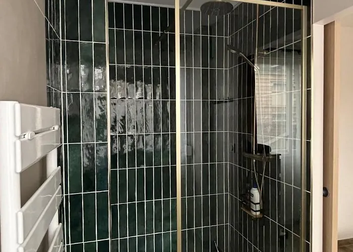 Le Petit Baudelaire Apartment *